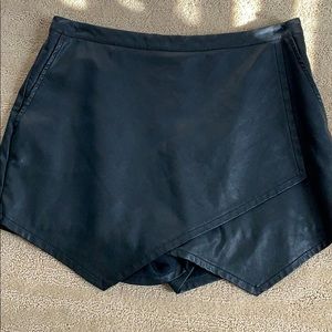 A&F Black Leather Skort